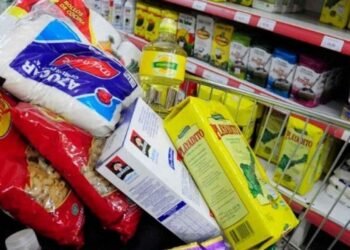 Una familia necesitó en enero $1.360.000 para no ser pobre en Argentina, según el Indec