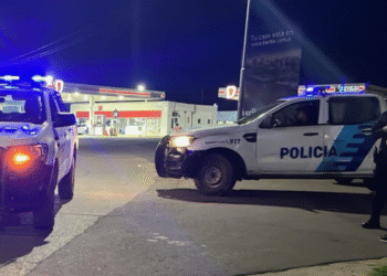 Auxilio que terminó en robo: una grúa detenida en San Nicolás