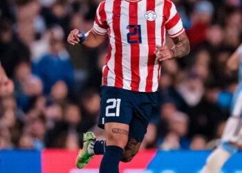 Adam Bareiro se pronuncia tras no ser convocado por Paraguay para el Mundial