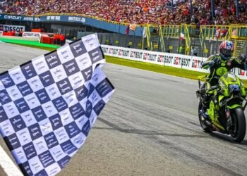 Ai Ogura celebra su primera victoria en MotoGP en Assen