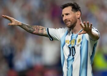 Argentina arranca con una contundente victoria ante Argelia en el Mundial