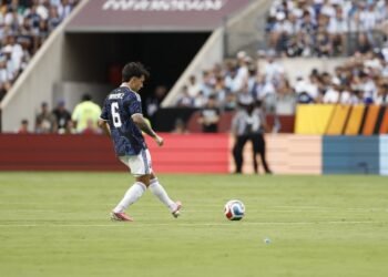 Argentina se impone 2-0 a Honduras y Lisandro Martínez resalta la mentalidad del equipo
