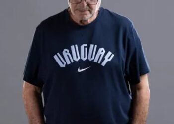 Bielsa asume la responsabilidad tras la eliminación de Uruguay en el Mundial 2026
