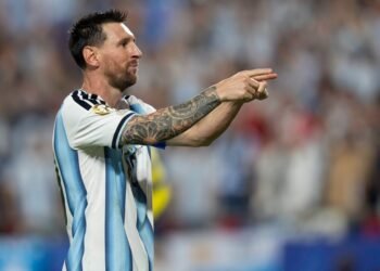 Controversia por las críticas de Tomás Roncero a Messi