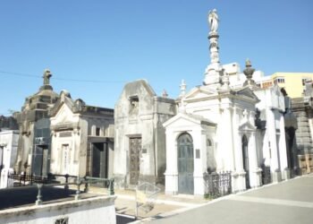 Crematorio de Santa Fe fuera de servicio acumula 200 cuerpos en el cementerio
