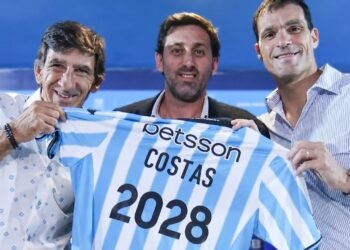 Crisis en Racing: Costas exige aclaraciones sobre su despido