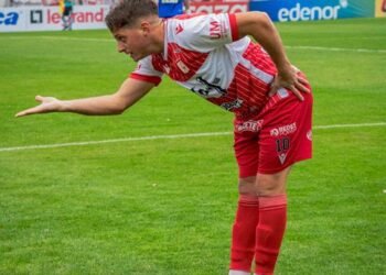 Deportivo Morón se impone en el Clásico del Oeste y se afianza en la cima de la Primera Nacional