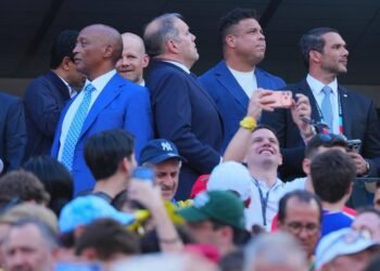 El MetLife se llena de estrellas en el debut de Brasil contra Marruecos
