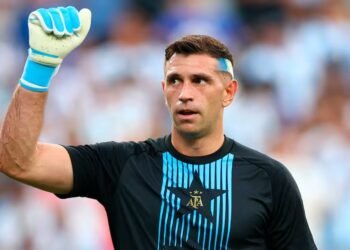 El estado del ‘Dibu’ Martínez: ¿llegará al debut de Argentina en el Mundial?