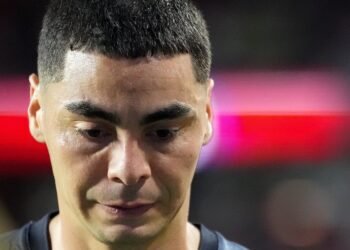 FIFA sanciona a Miguel Almirón tras su polémica expulsión en el Mundial 2026