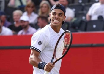 Francisco Cerúndolo hace historia al ganar en Queen’s y logra su primer ATP 500