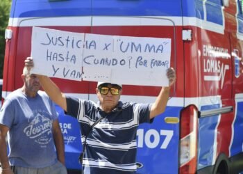 La madre de Uma Aguilera celebra la condena a perpetua de sus asesinos