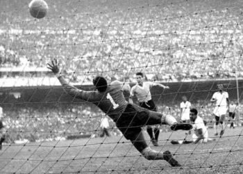 Las sorpresas más impactantes en la historia de los Mundiales de fútbol