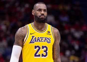 LeBron James se despide de Los Angeles Lakers tras ocho temporadas