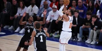 Los Knicks logran una remontada épica y se ponen al borde del título en la NBA