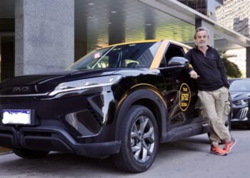Los taxis eléctricos ya están en las calles de Buenos Aires