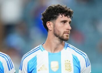Marcos Senesi es el nuevo convocado para el Mundial 2026 en lugar de Balerdi