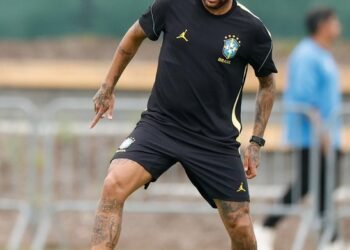 Neymar se queda en Brasil y no jugará ante Haití
