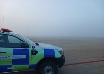 Niebla en Ezeiza provoca demoras y cancelaciones de vuelos