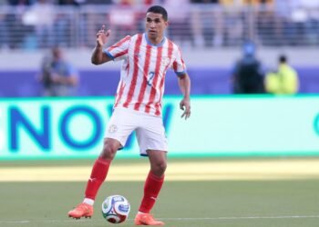 Paraguay y Australia empatan sin goles en un partido sin emociones