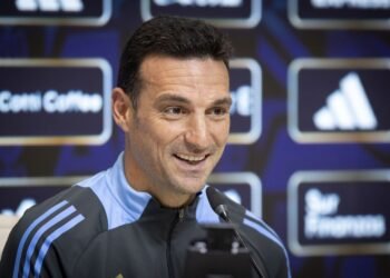 Scaloni anticipa desafíos emocionantes tras la victoria sobre Jordania