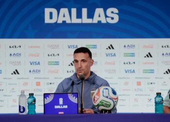 Scaloni confirma que Messi será suplente ante Jordania