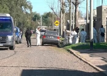 Tragedia en Rosario: un padre y sus hijos hallados sin vida en su hogar