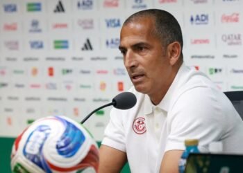 Túnez despide a su DT tras dura derrota en el Mundial 2026
