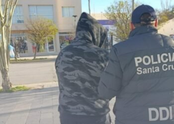 Una niña de 7 años denuncia un brutal maltrato en Santa Cruz