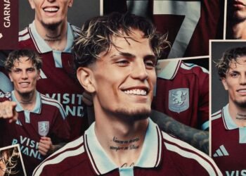 Alejandro Garnacho se une al Aston Villa en la Premier League