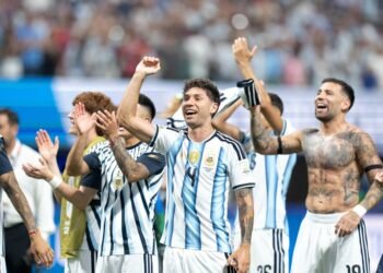 Argentina avanza a cuartos tras vencer a Egipto en un histórico cruce