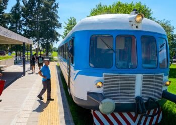 Avanza la ampliación del Tren Universitario que conectará más de 100.000 personas en La Plata