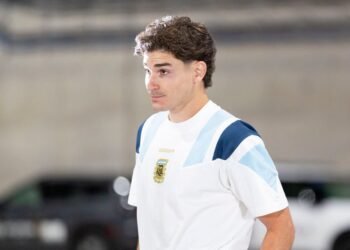 Barcelona acelera la negociación por Julián Álvarez ante el Atlético de Madrid