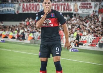 Boca se aleja de David Romero ante ofertas millonarias desde Europa