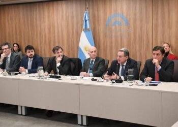 Casal solicita un DNU para que la Procuración actúe en causas de Justicia Nacional en Buenos Aires
