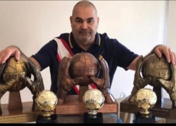 Chilavert genera controversia con tuit racista tras críticas de Dugarry