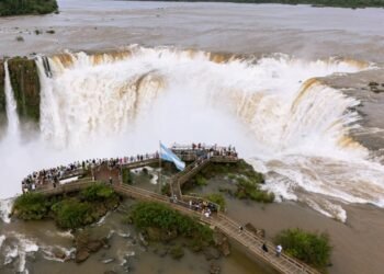 Circuitos de Cataratas del Iguazú habilitados tras tragedia con turista