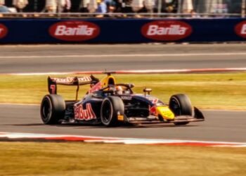 Colnaghi finaliza en P21 en el Gran Premio de Gran Bretaña de F3