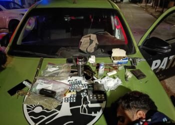 Detenidos en Béccar: tres hombres armados y con droga en su poder