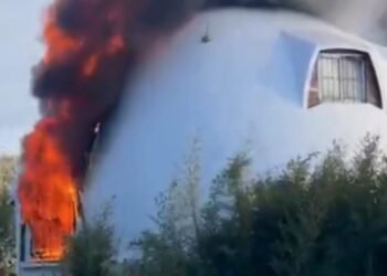 Devastador incendio consume la emblemática ‘Casa de Dragon Ball’ en Mar del Plata