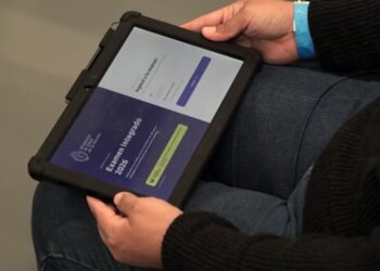 El Ministerio de Salud llevó a cabo el primer examen digital para residencias de salud