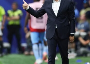 Emotivo momento en el Mundial: el DT de RD Congo recibe la triste noticia sobre su padre