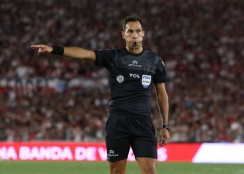 Facundo Tello, el árbitro argentino que dirigirá el duelo Francia-Marruecos en el Mundial 2026