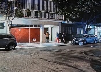 Incendio en Caballito: 19 personas asistidas tras el siniestro