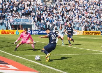 Independiente Rivadavia y Atlético Tucumán empatan sin goles en el debut del Clausura 2026