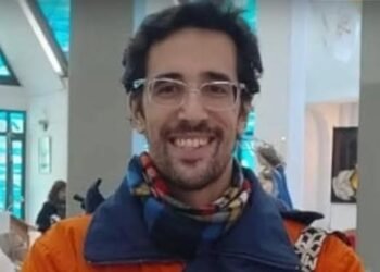 Intensa búsqueda de un hombre que no llegó a Córdoba tras abordar un micro en Cipolletti