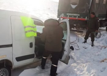 Intensas nevadas en Mendoza: rescatan a 23 montañistas atrapados