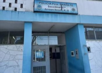 Joven con pedido de captura se fugó de comisaría tras romper un ventiluz