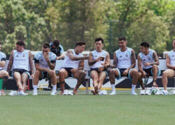 Kansas se viste de celeste y blanco para apoyar a la Selección en los cuartos de final