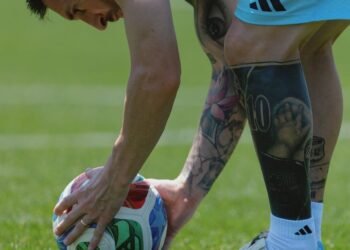 La Selección argentina se entrena intensamente para enfrentar a Suiza en cuartos de final